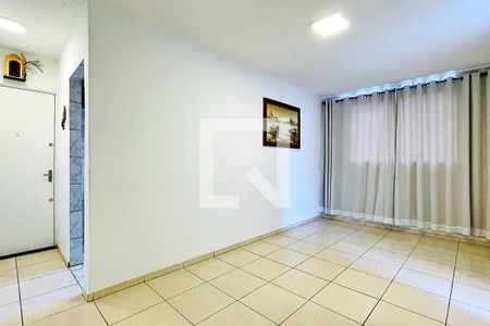Sala de apartamento para alugar com 2 quartos, 47m² em Jardim Presidente Dutra, Guarulhos