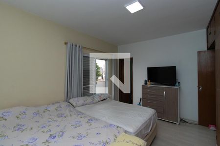 Casa à venda com 258m², 3 quartos e 4 vagasQuarto Suíte 1