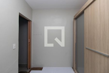 Casa à venda com 258m², 3 quartos e 4 vagasQuarto de Serviço