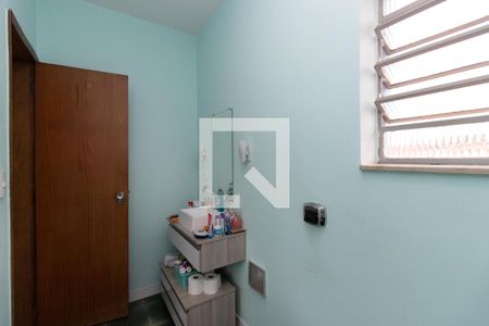 Casa à venda com 258m², 3 quartos e 4 vagasBanheiro da Suíte 1