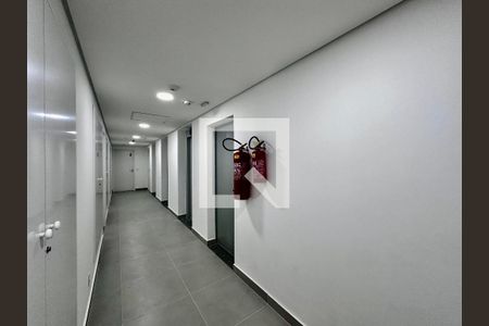 Studio à venda com 23m², 0 quarto e sem vaga Studio à venda com 23m², 0 quarto e sem vagaHall Apartamento