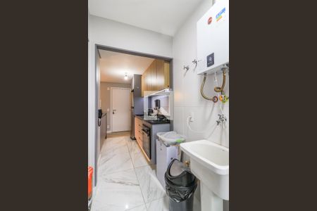 Apartamento à venda com 83m², 3 quartos e 2 vagas Apartamento à venda com 83m², 3 quartos e 2 vagasÁrea de Serviço