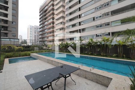Apartamento para alugar com 94m², 2 quartos e 2 vagasÁrea comum - Piscina
