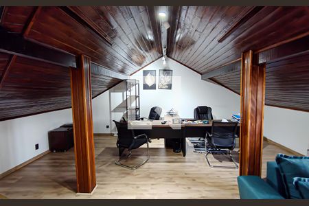 Casa de condomínio à venda com 250m², 4 quartos e 2 vagas Casa de condomínio à venda com 250m², 4 quartos e 2 vagascobertura