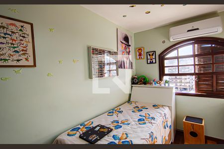 Casa de condomínio à venda com 250m², 4 quartos e 2 vagas Casa de condomínio à venda com 250m², 4 quartos e 2 vagasquarto 3
