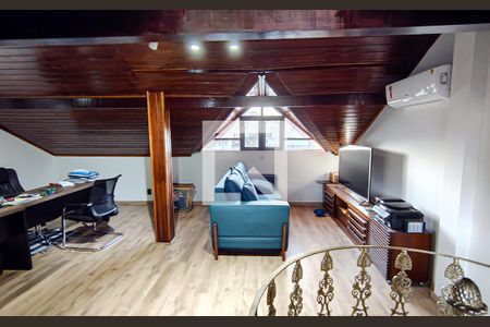 Casa de condomínio à venda com 250m², 4 quartos e 2 vagas Casa de condomínio à venda com 250m², 4 quartos e 2 vagascobertura