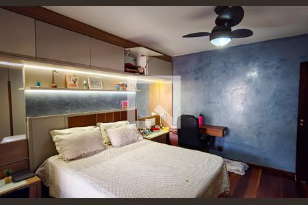 Casa de condomínio à venda com 250m², 4 quartos e 2 vagas Casa de condomínio à venda com 250m², 4 quartos e 2 vagasquarto 2 suite