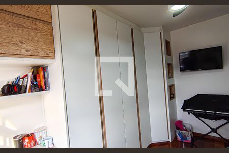Casa de condomínio à venda com 250m², 4 quartos e 2 vagas Casa de condomínio à venda com 250m², 4 quartos e 2 vagasquarto 3