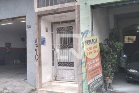 Apartamento para alugar com 85m², 2 quartos e 1 vagaFachada