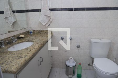 Apartamento à venda com 134m², 3 quartos e 2 vagasBanheiro da Suíte