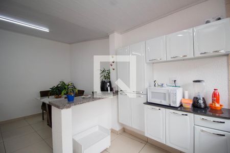Casa à venda com 385m², 3 quartos e 8 vagasEdícula - Cozinha