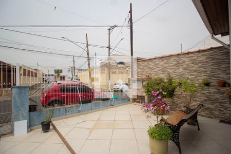 Casa à venda com 385m², 3 quartos e 8 vagasQuintal