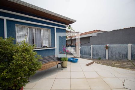 Casa à venda com 385m², 3 quartos e 8 vagasQuintal