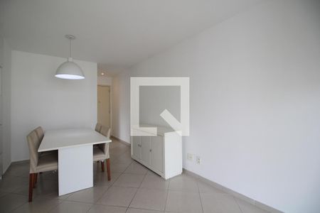 Sala de apartamento para alugar com 2 quartos, 75m² em Barra Olímpica, Rio de Janeiro