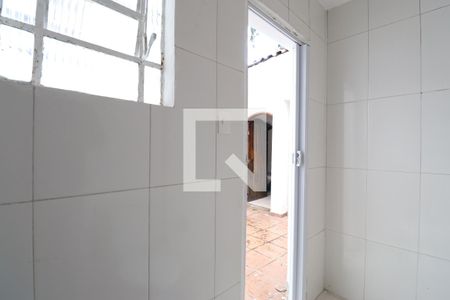 Casa para alugar com 120m², 2 quartos e 2 vagasBanheiro de serviço