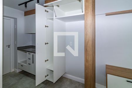 Studio para alugar com 30m², 1 quarto e sem vaga Studio para alugar com 30m², 1 quarto e sem vagaSala / Quarto
