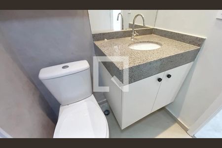 Studio para alugar com 30m², 1 quarto e sem vaga Studio para alugar com 30m², 1 quarto e sem vagaBanheiro
