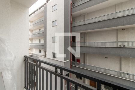 Apartamento para alugar com 32m², 2 quartos e sem vaga Apartamento para alugar com 32m², 2 quartos e sem vagaVaranda