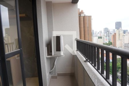 Varanda de kitnet/studio para alugar com 1 quarto, 26m² em Pinheiros, São Paulo