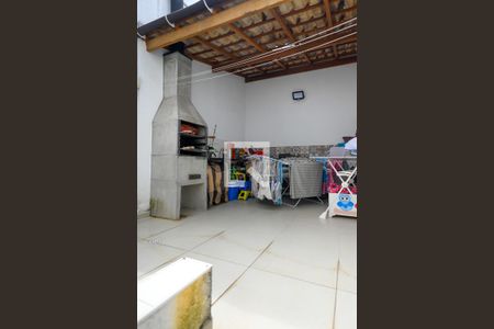 Casa à venda com 136m², 3 quartos e 2 vagasÁrea comum