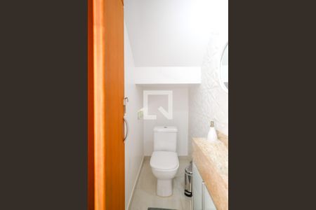 Casa à venda com 136m², 3 quartos e 2 vagasLavabo