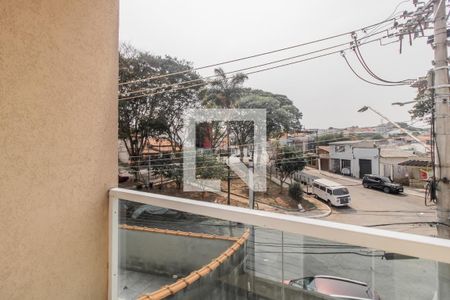 Casa para alugar com 150m², 3 quartos e 3 vagas Casa para alugar com 150m², 3 quartos e 3 vagasVaranda