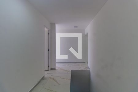 Corredor de apartamento à venda com 4 quartos, 120m² em Vila Cleonice, São Paulo