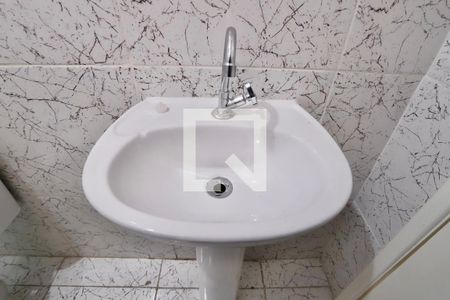 Casa para alugar com 60m², 2 quartos e sem vagaBanheiro