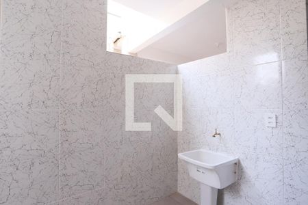 Casa para alugar com 60m², 2 quartos e sem vagaLavanderia