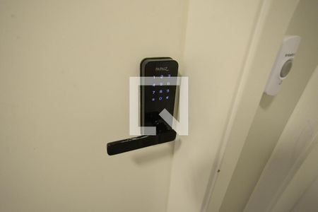 Studio à venda com 32m², 1 quarto e sem vagaFechadura Eletrônica