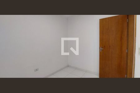 Quarto 1 de apartamento para alugar com 2 quartos, 45m² em Jardim Ipanema, Santo André