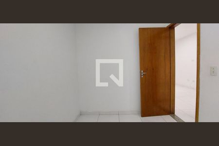 Quarto 1 de apartamento para alugar com 2 quartos, 45m² em Jardim Ipanema, Santo André