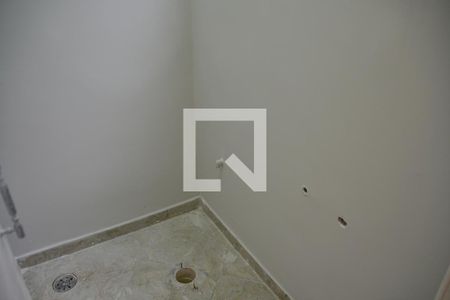 Casa à venda com 170m², 3 quartos e 2 vagas Casa à venda com 170m², 3 quartos e 2 vagasBanheiro