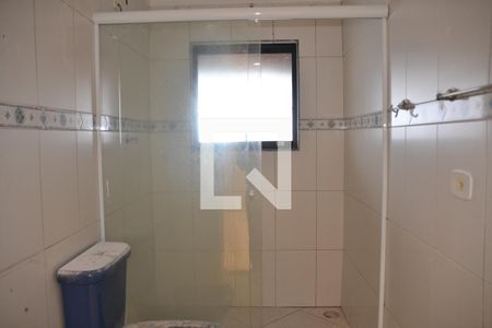 Casa à venda com 170m², 3 quartos e 2 vagas Casa à venda com 170m², 3 quartos e 2 vagasBanheiro