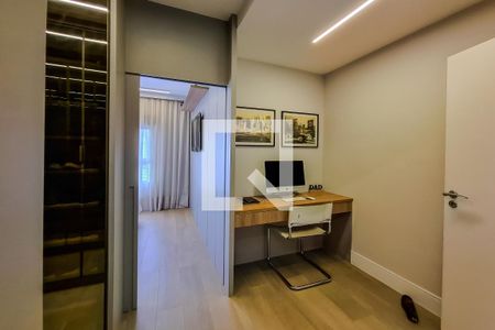 Apartamento à venda com 153m², 3 quartos e 2 vagasQuarto 3 - suite