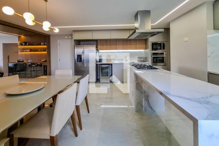 Apartamento à venda com 153m², 3 quartos e 2 vagasCozinha