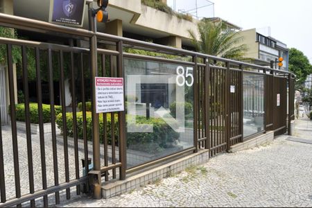 Apartamento à venda com 134m², 4 quartos e 2 vagasFachada