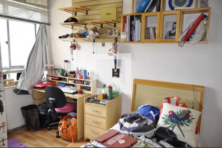 Apartamento à venda com 134m², 4 quartos e 2 vagasQuarto 4