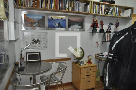 Apartamento à venda com 134m², 4 quartos e 2 vagasQuarto 3