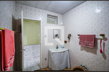 Casa à venda com 165m², 3 quartos e 2 vagas Casa à venda com 165m², 3 quartos e 2 vagasBanheiro 1