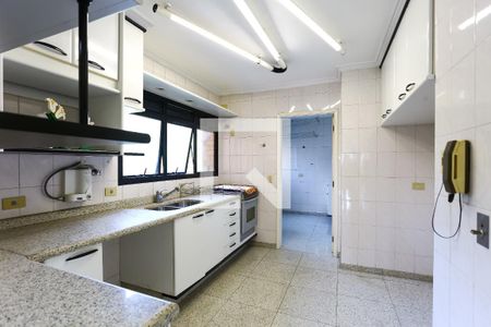 Apartamento à venda com 169m², 3 quartos e 4 vagasCozinha