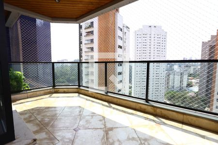 Apartamento à venda com 169m², 3 quartos e 4 vagasSacada