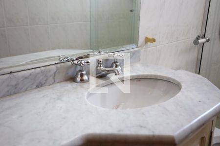 Apartamento à venda com 169m², 3 quartos e 4 vagasQuarto 2