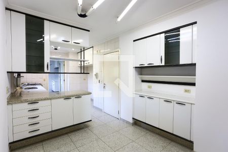 Apartamento à venda com 169m², 3 quartos e 4 vagasCozinha