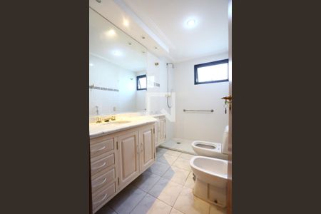 Apartamento à venda com 169m², 3 quartos e 4 vagasQuarto 1