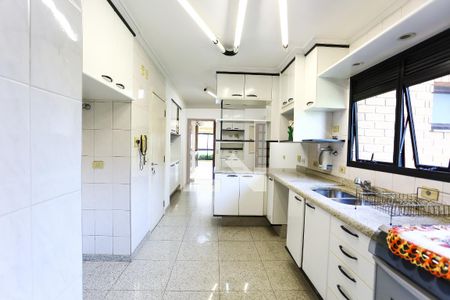 Apartamento à venda com 169m², 3 quartos e 4 vagasCozinha