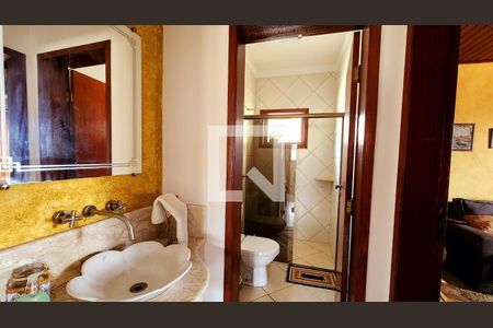 Casa de condomínio à venda com 400m², 6 quartos e 4 vagasBanheiro da Suíte 4