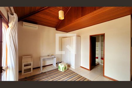 Casa de condomínio à venda com 400m², 6 quartos e 4 vagasQuarto 4 - Suíte