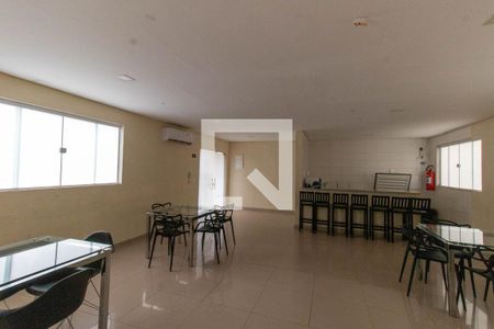 Apartamento para alugar com 45m², 2 quartos e 1 vagaÁrea comum - Salão de festas