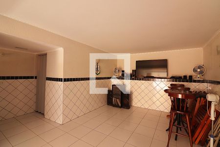 Casa à venda com 246m², 3 quartos e 3 vagasEspaço Gourmet